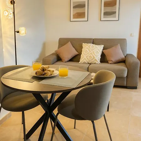 Sanbet Urban Playamar توريمولينوس